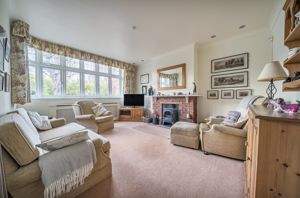 Lounge- click for photo gallery